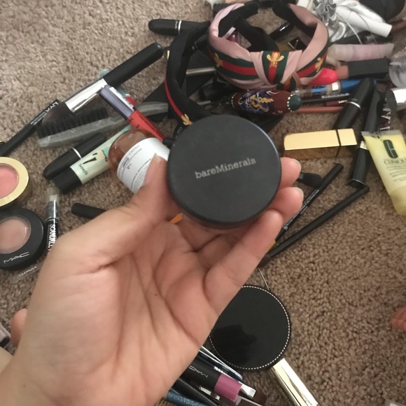 Makeup - Picture 10 of 16